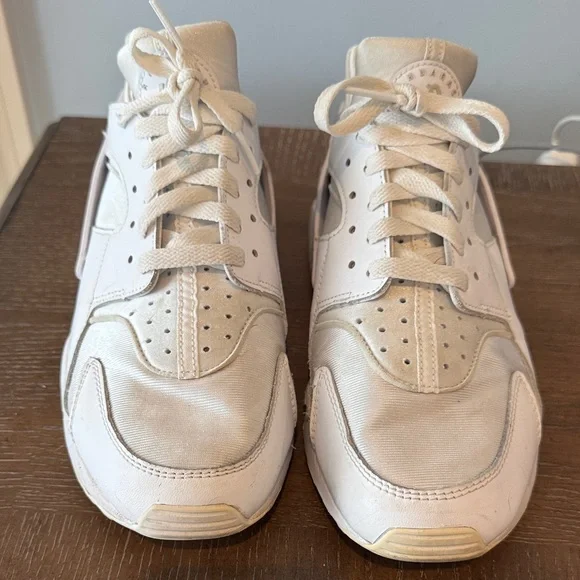 Nike Women's Sneakers White Sz 11 Air Huarache - Picture 2 of 7
